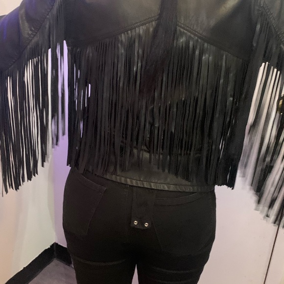 Urban outfitters black jacket - Picture 2 of 11